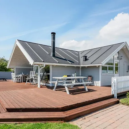 Holiday home Odin - 200m From The Sea In Se Jutland By Interhome Mommark