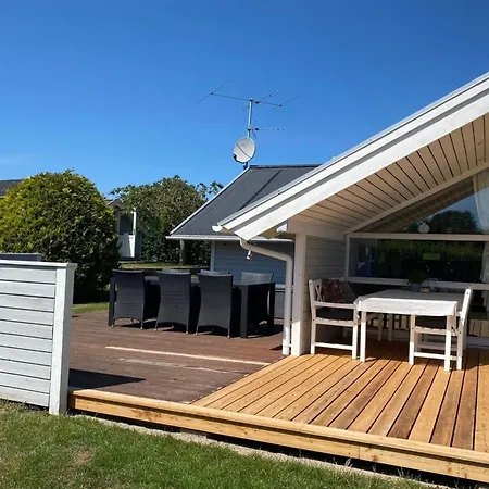Prázdninový dům Odin - 200m From The Sea By Interhome Mommark